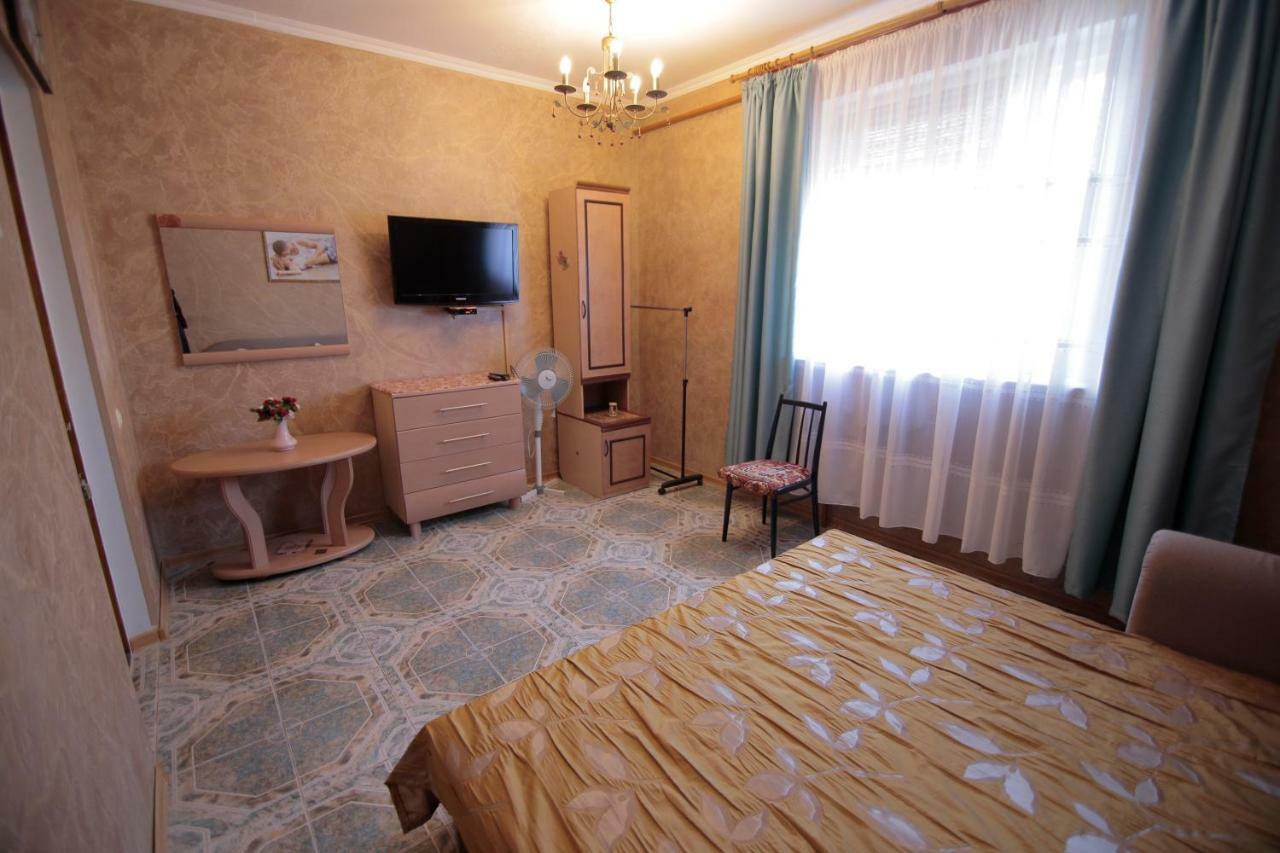 Guest House Kamenny Dom Karolino-Buhaz Luaran gambar