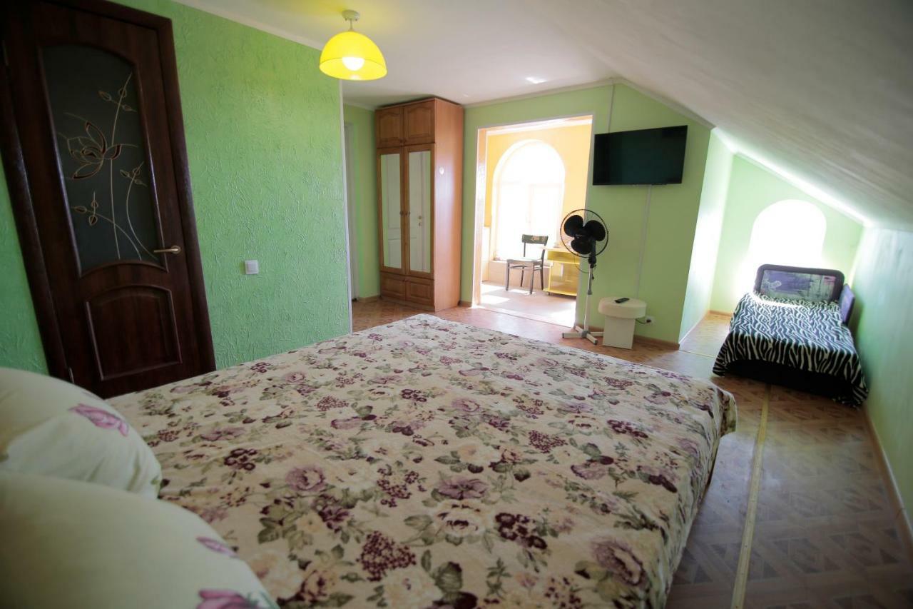 Guest House Kamenny Dom Karolino-Buhaz Luaran gambar